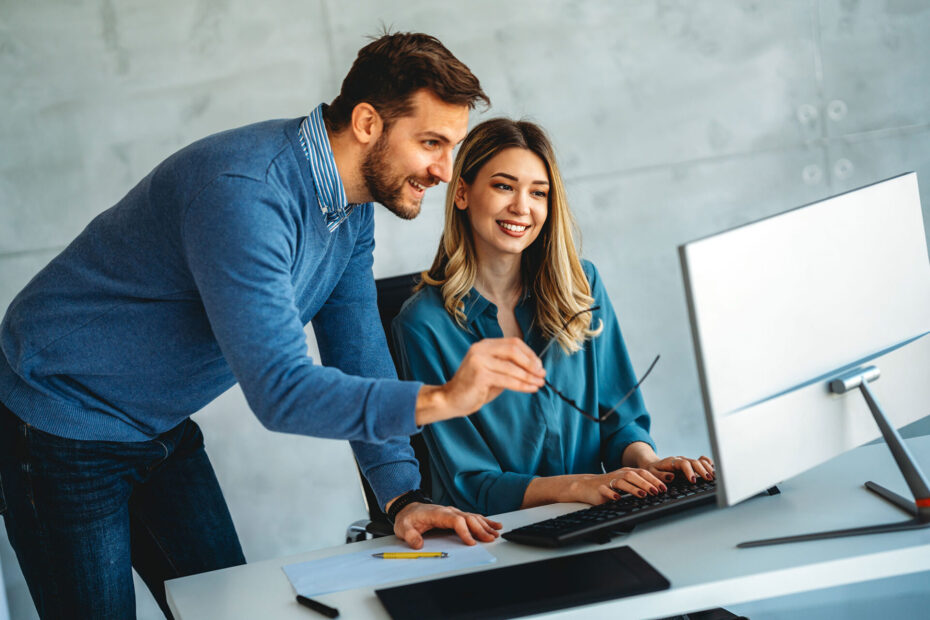 Menschen gluecklich Office Notebook ANG Blau Hemd Business | ANG