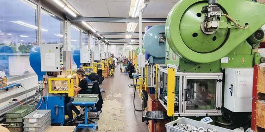 csm adrian michel group produktionsbereich 8e48a73fa9 | ANG